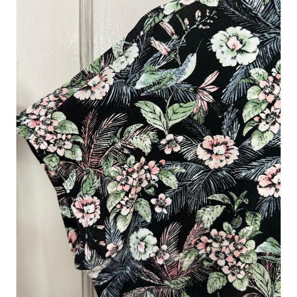 J. Jill Wearever Women's Pullover Top Botanical Dark‎ Floral Crewneck Cap Sleeve - Picture 4 of 7